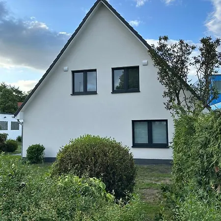 Guest house A & B Und -zimmervermietung Egbr